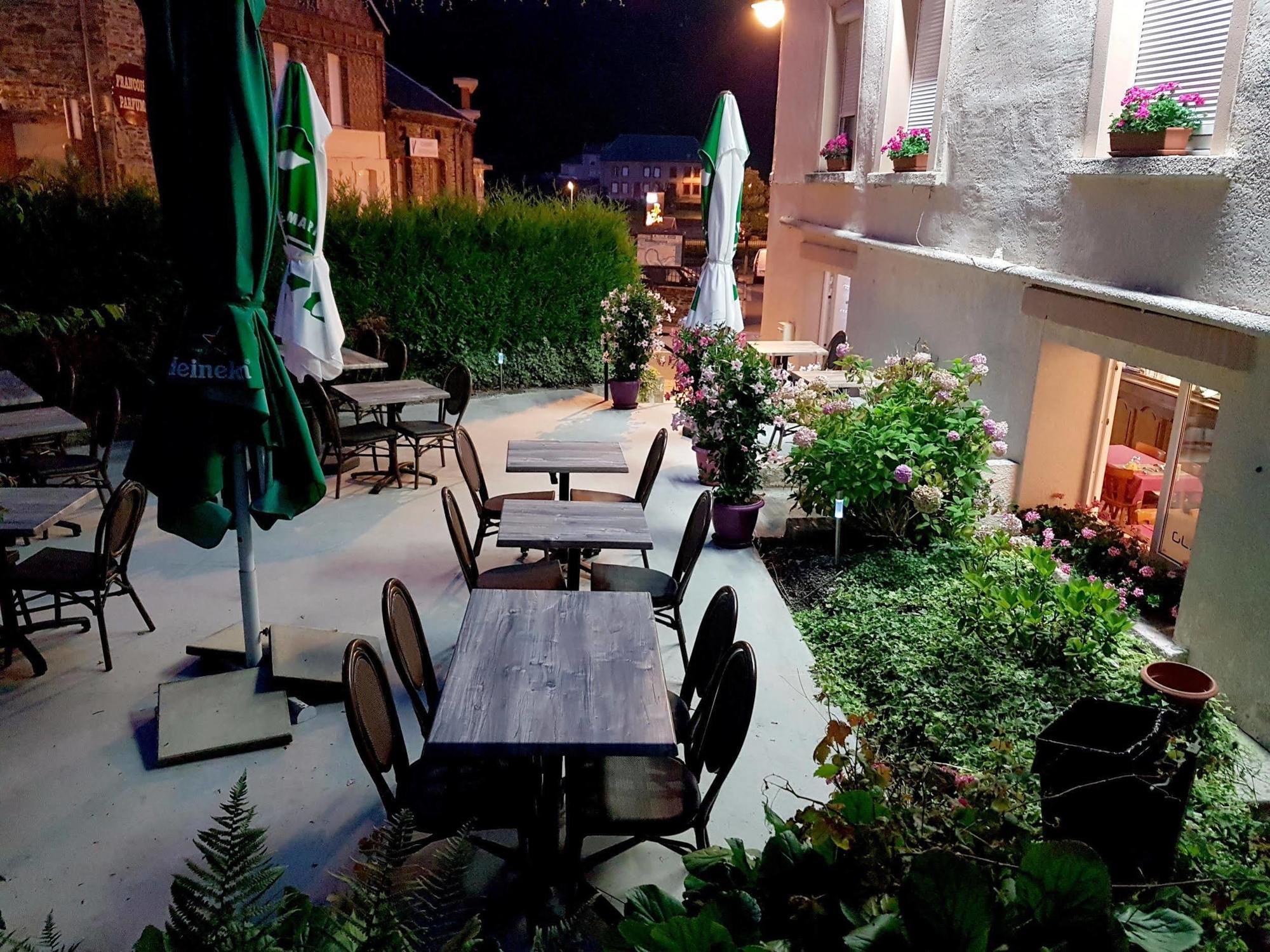 乐弗朗科贝尔盖酒店 Monthermé 外观 照片